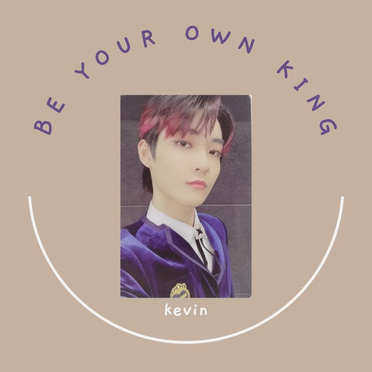THE BOYZ - Be Your Own King Merchandise [LIMITIERTE FOTOKARTE] (Kevin)